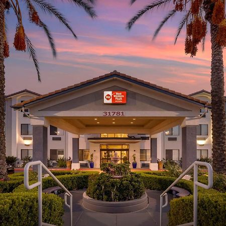 Best Western Plus Lake Elsinore Inn & Suites Exteriör bild