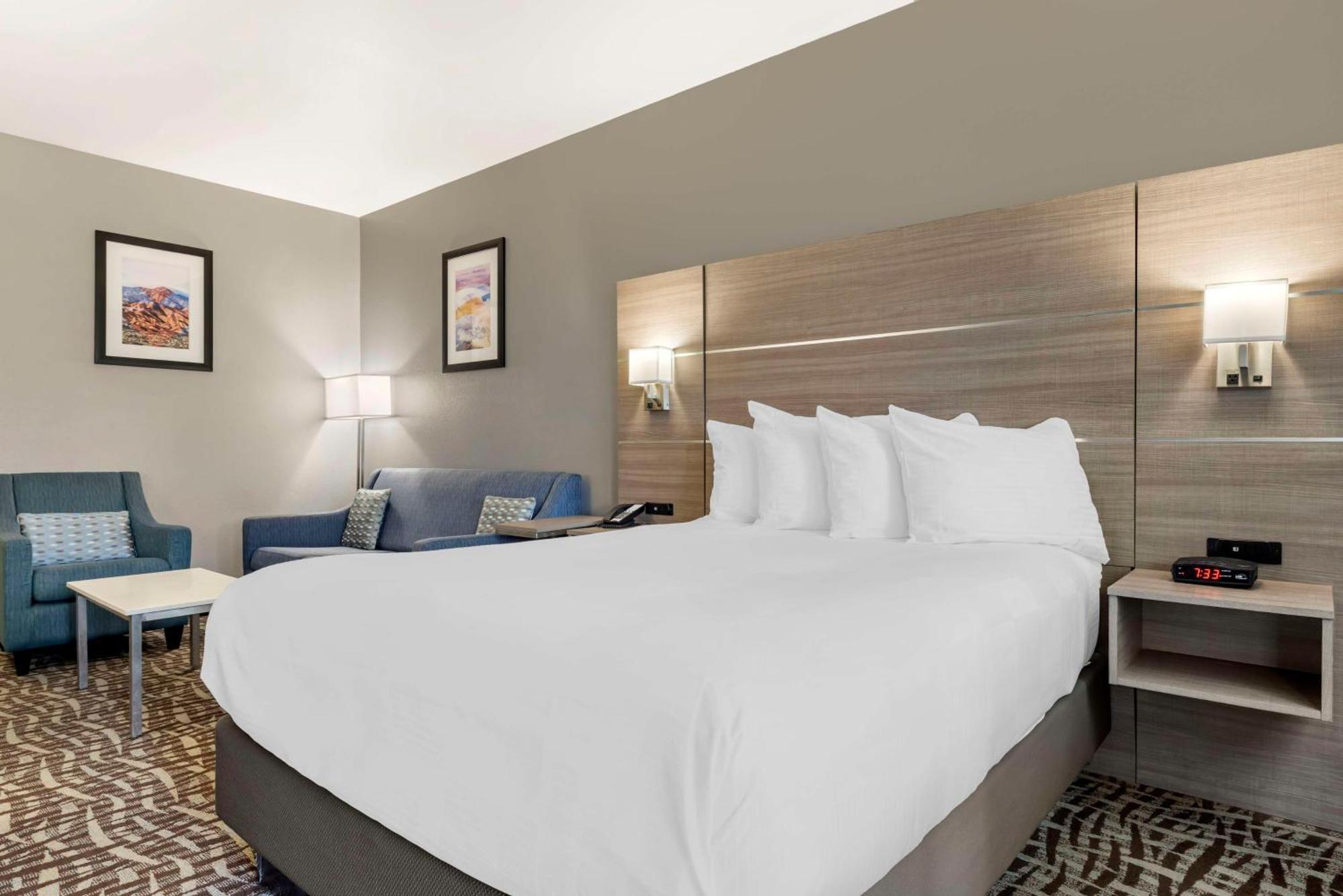 Best Western Plus Lake Elsinore Inn & Suites Exteriör bild
