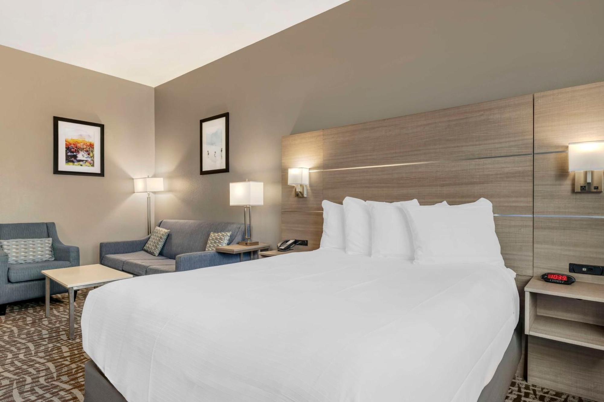 Best Western Plus Lake Elsinore Inn & Suites Exteriör bild