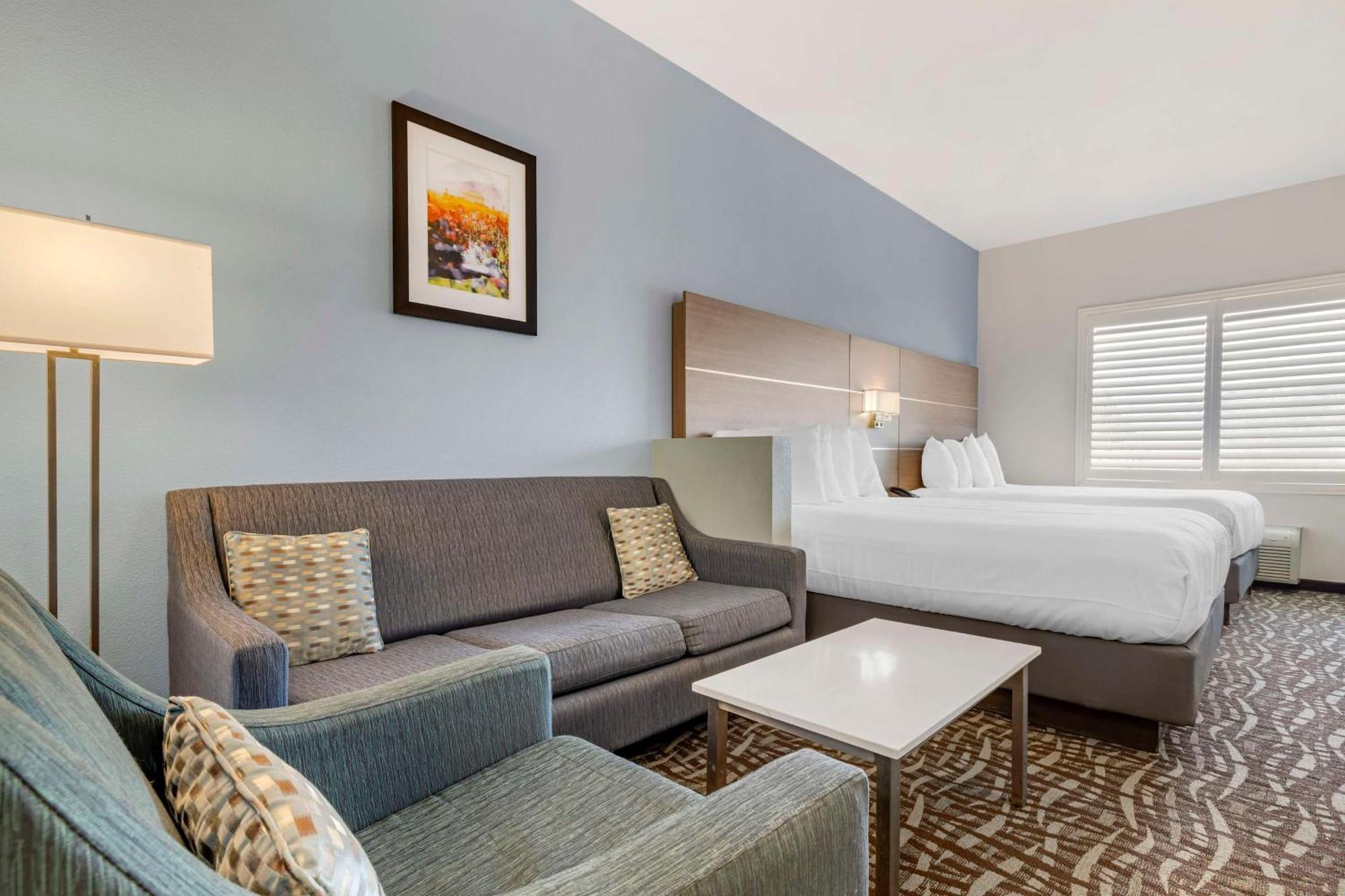 Best Western Plus Lake Elsinore Inn & Suites Exteriör bild