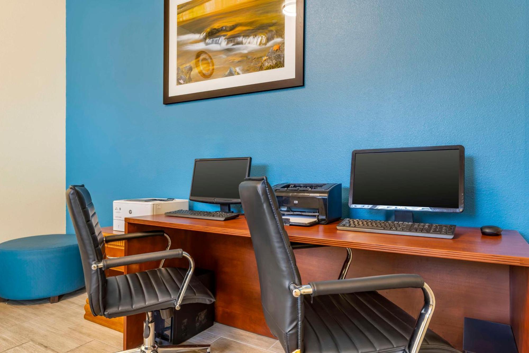 Best Western Plus Lake Elsinore Inn & Suites Exteriör bild