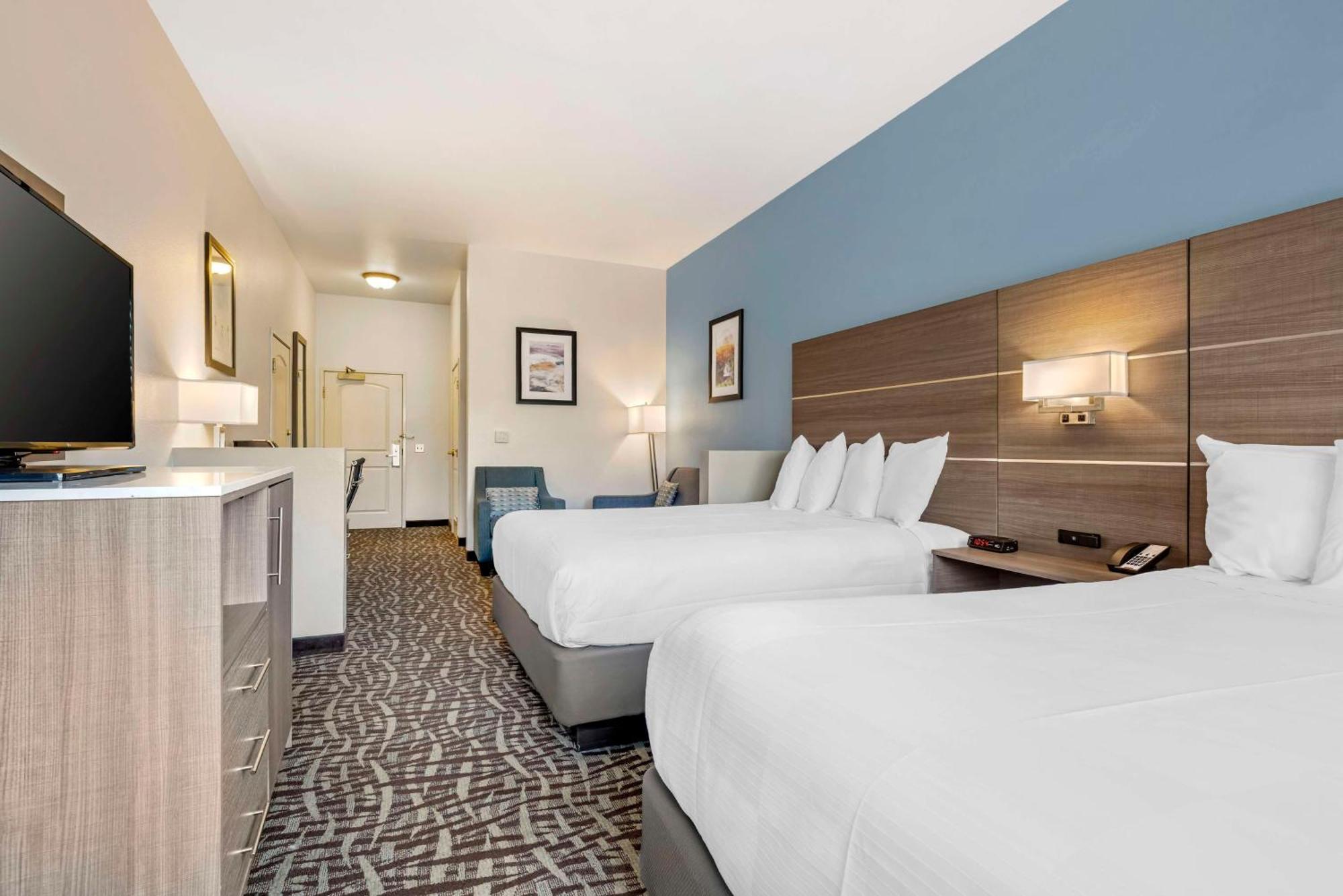 Best Western Plus Lake Elsinore Inn & Suites Exteriör bild