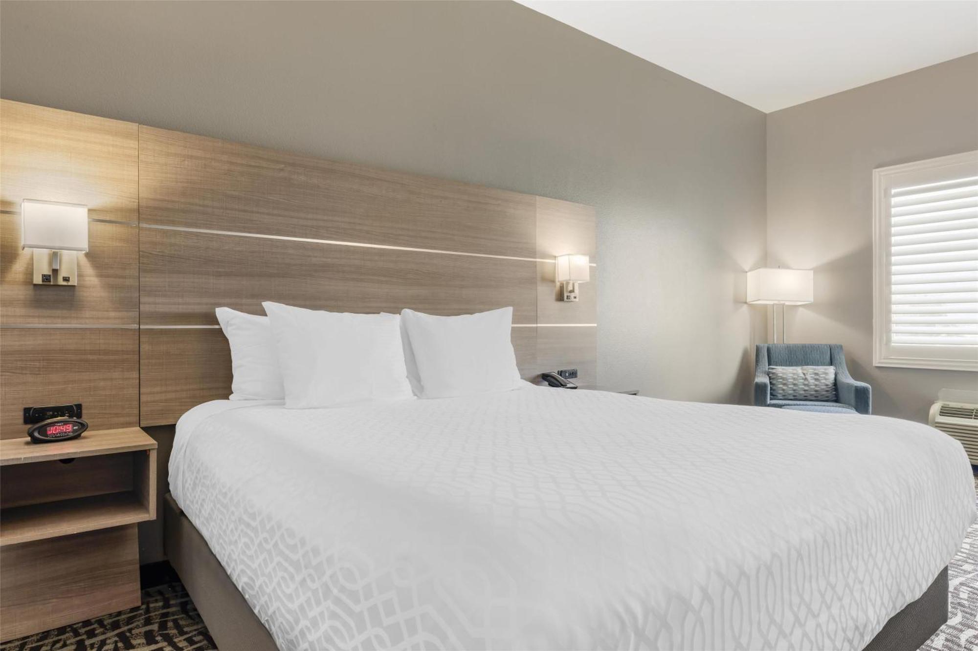 Best Western Plus Lake Elsinore Inn & Suites Exteriör bild